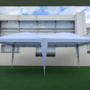 Pop-up nojume 590x300 cm balts ar riteņiem