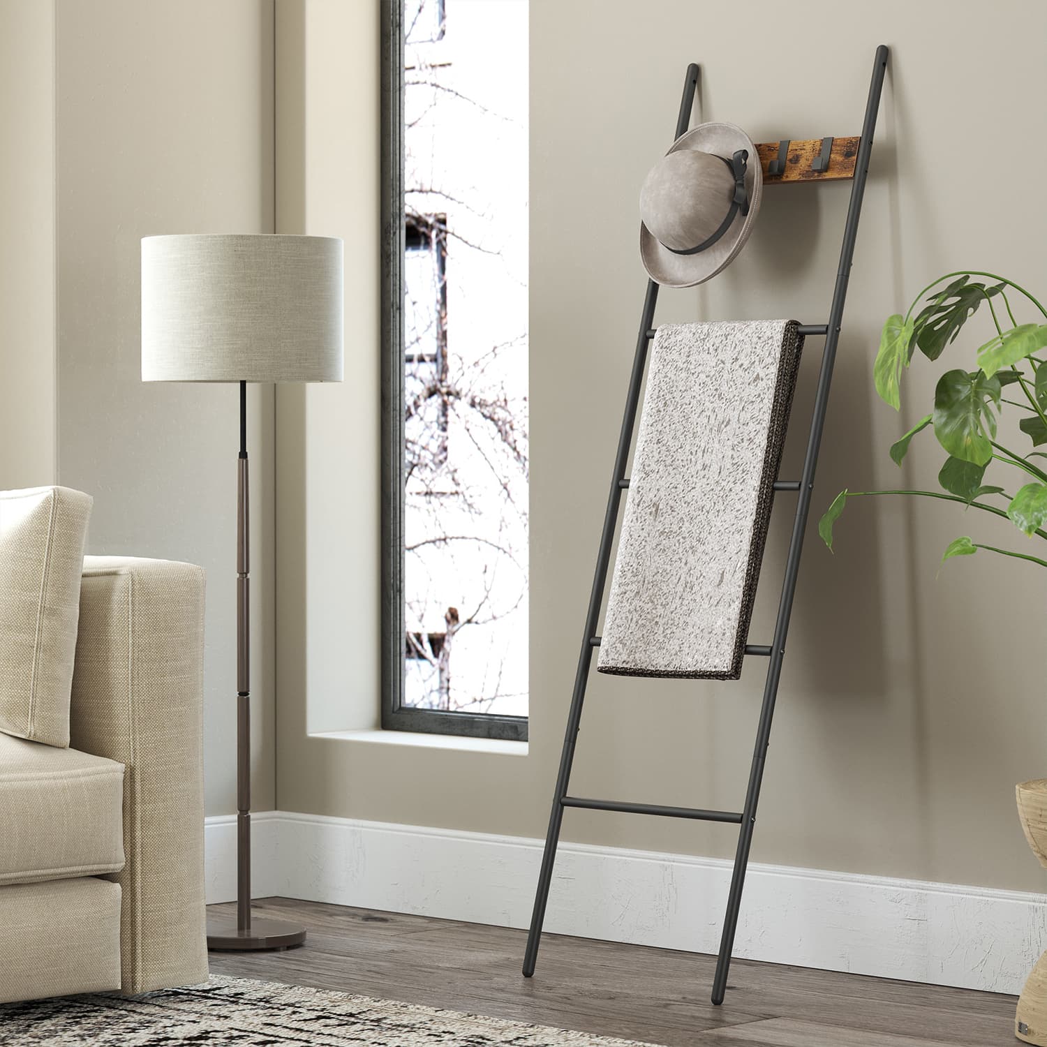 Kopėčių tipo rankšluosčių stovas su 5 lentynomis ir 4 kabliukais, 44 x 160 cm, rudas-juodas