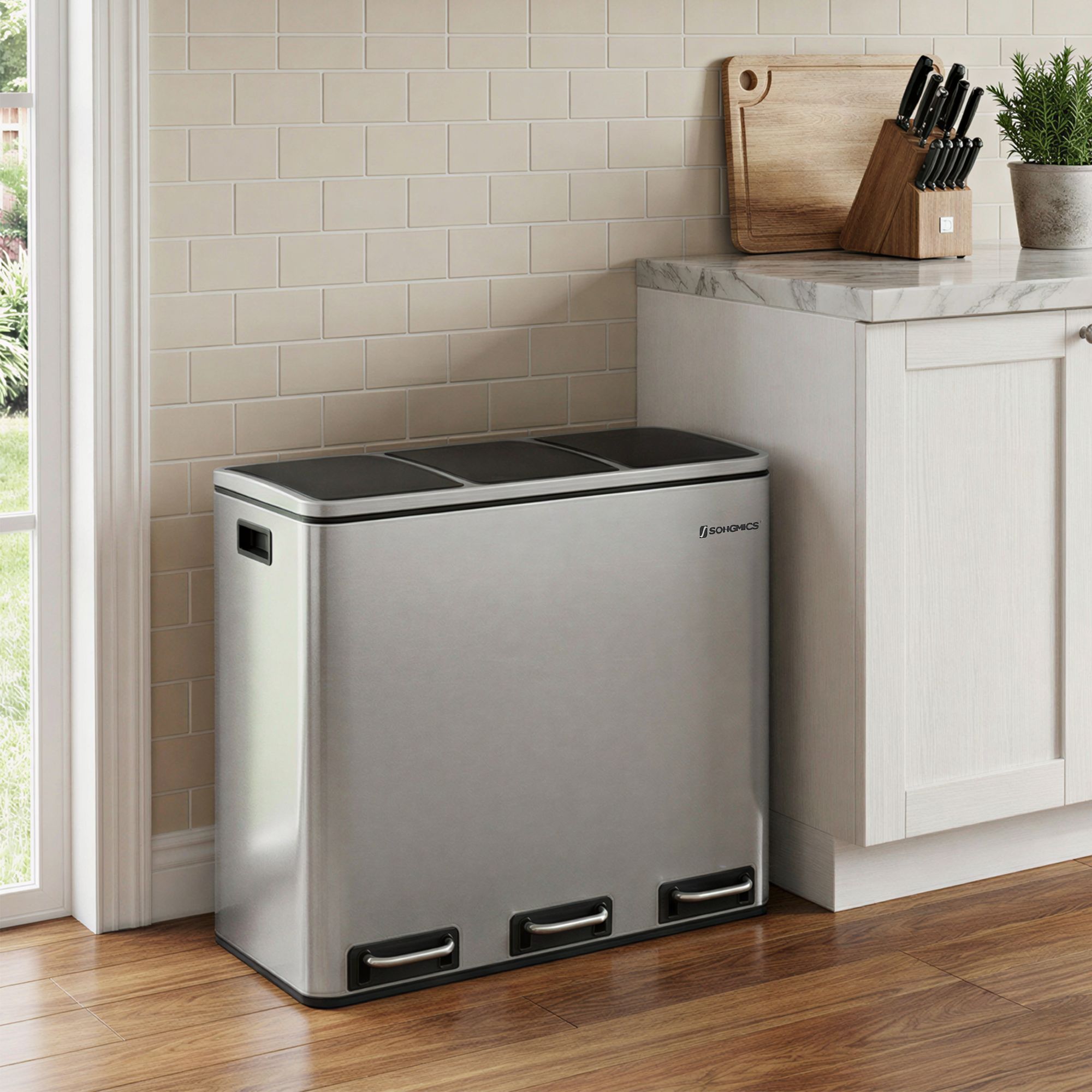 Virtuvinė šiukšliadėžė, 54 l, 3 x 18 l, 3 skyrių atliekų rūšiavimo sistema, sidabro-juoda - Image 4