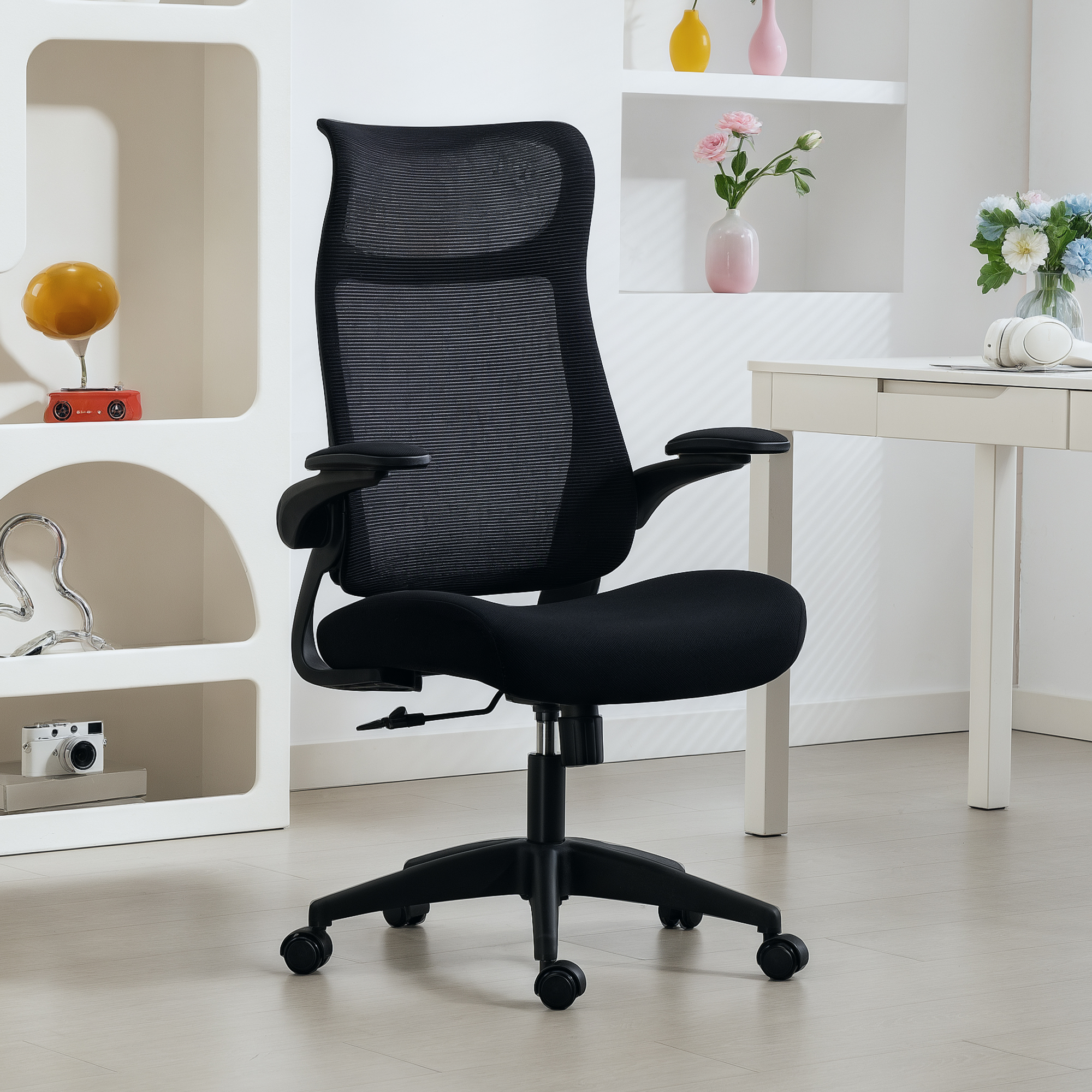 Ergonominė biuro kėdė su 3D porankiais, tinklo audinys, juoda, 108-118 cm - Image 2