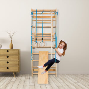 Pine puidust võimlemissein koos ronimisraami ja kiigega 80 × 60 × 220 cm