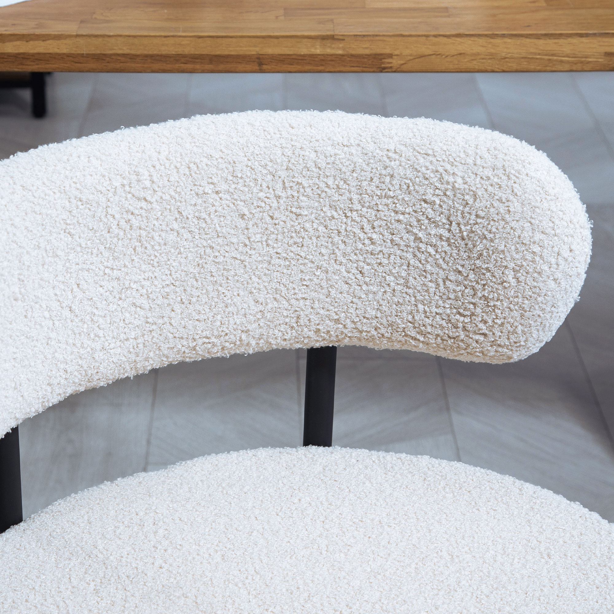 2 söögi tooli komplekt, fleece-kate, kreemvalge, metalljalad