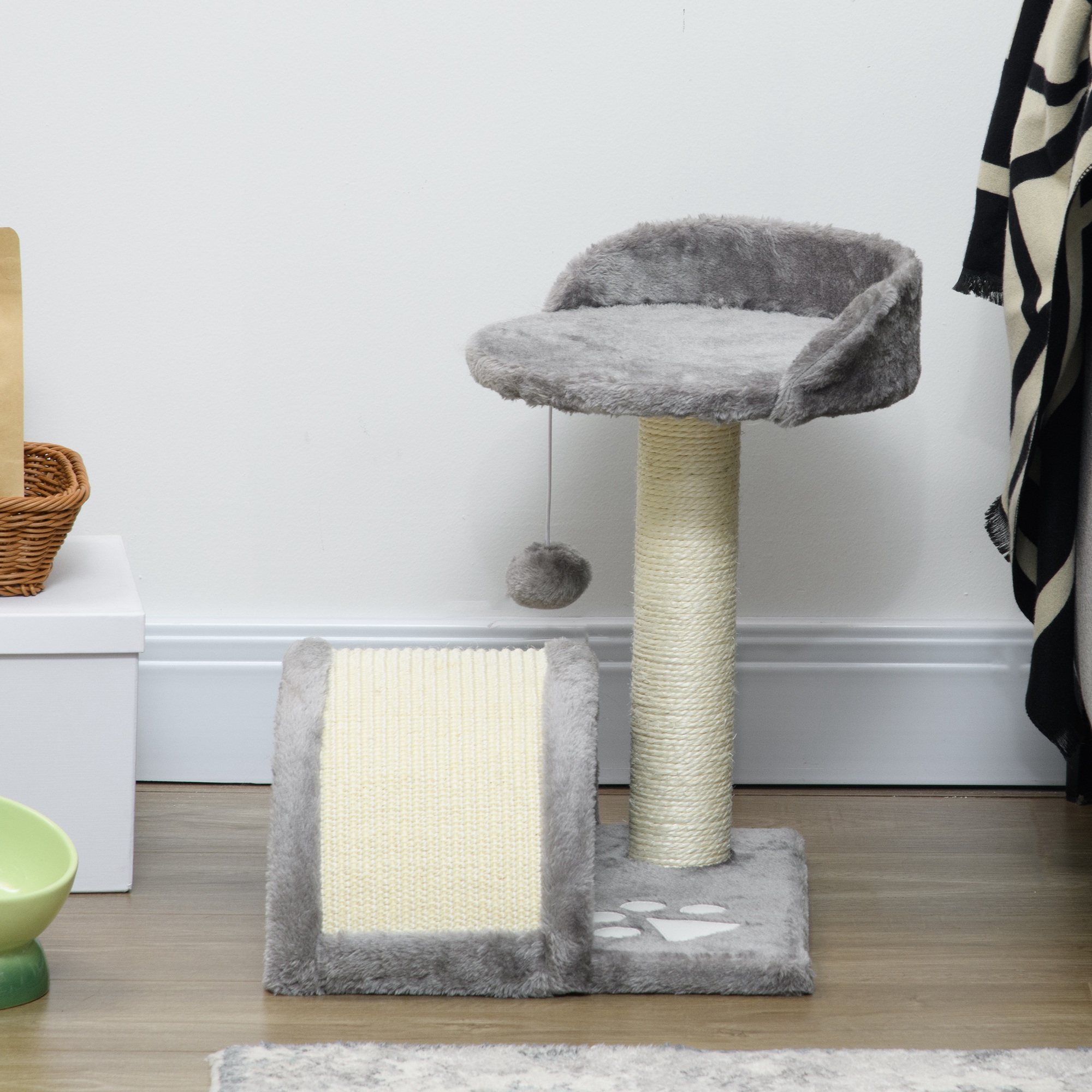 Kassitorn, 46 cm, hall, koopaga, mängupalli ja sisalnööriga