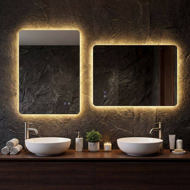80×60 cm LED-valgustusega ristkülikukujuline vannitoapeegel