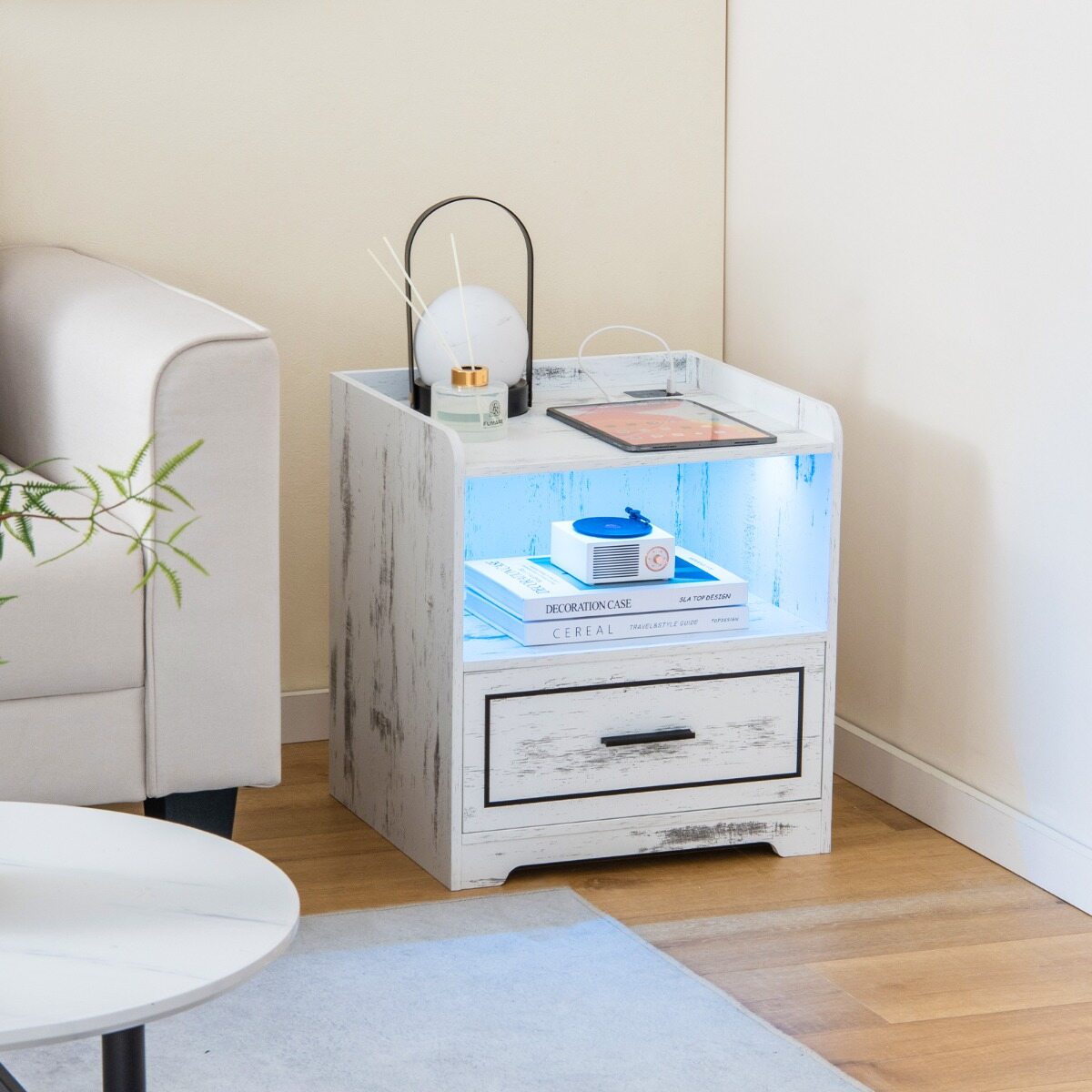 LED-öökapp 2 USB-pordiga, valge
