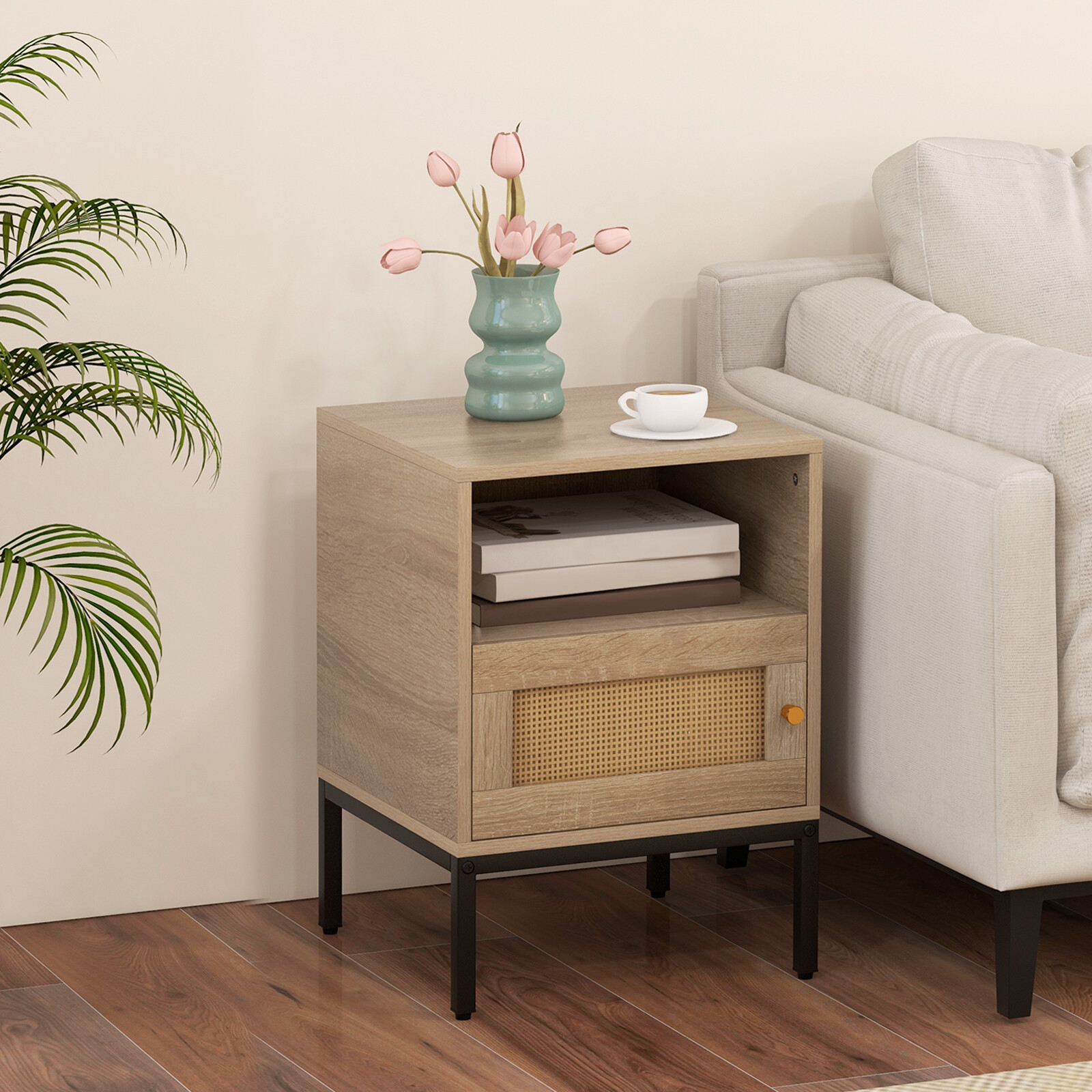 Boho stiilis aksessuaarilaud avatud riiuli ja ühe uksega kapiga, naturaalne