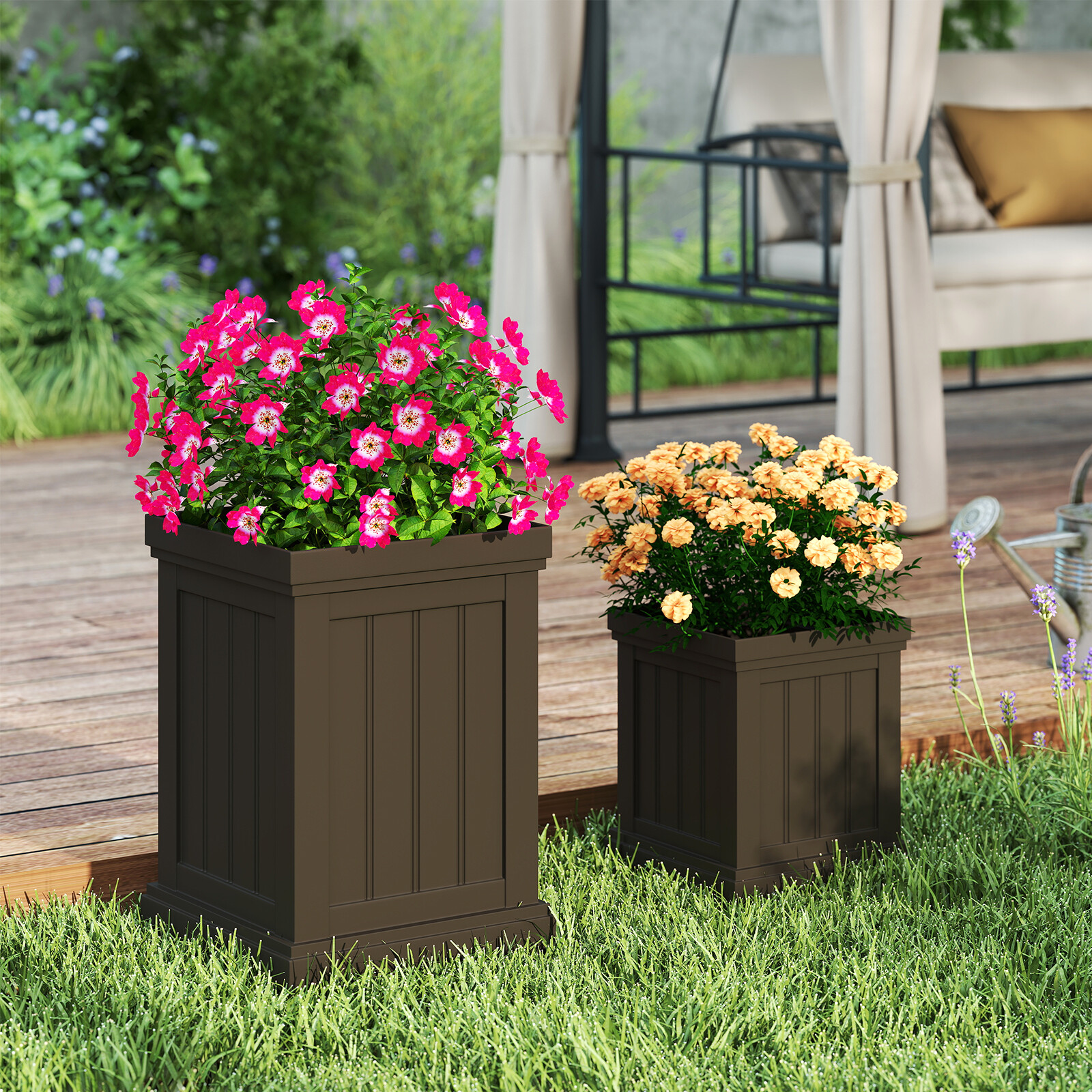 2tk Ruudukujulised Plastik Lillepotid 48cm ja 32cm
