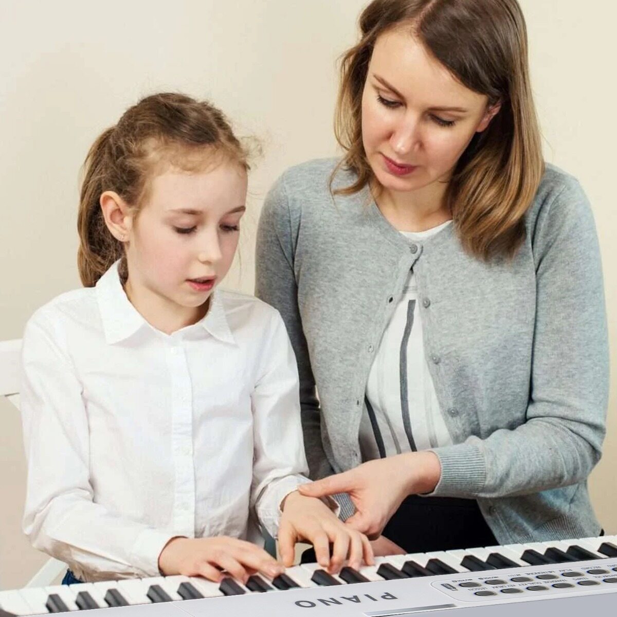 88-klahviga valge kokkupandav digitaalpiano