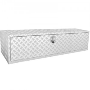 Alumiiniumist veokikast 1524 x 610 x 610 mm, lukuga ja võtmetega tööriistakast